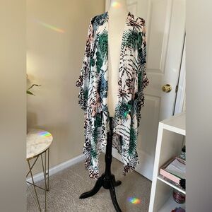 Francesca’s Shiraleah Maxi Ruffle Hem Coverup O/S